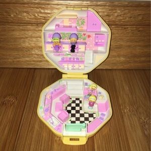 Vintage Blue Bird Pollyville Polly Pockets Hair Salon Toys